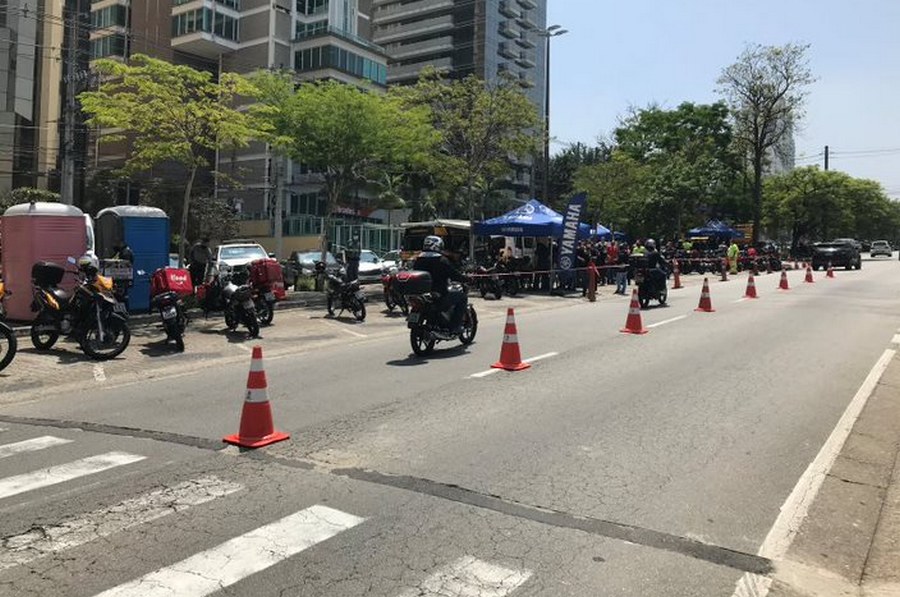 Demutran de Barueri promove nova blitz educativa para reduzir acidentes com motociclistas