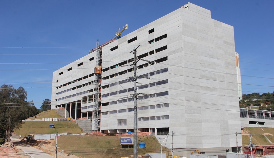 Obras do Hospital Regional já chegam a 60%