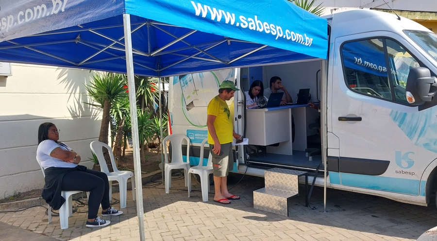 Van da Sabesp atende no Boulevard Central de Barueri até o final de setembro