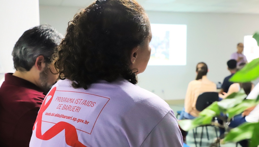 Campanha “Fique Sabendo” de Barueri alerta a sobre testagem