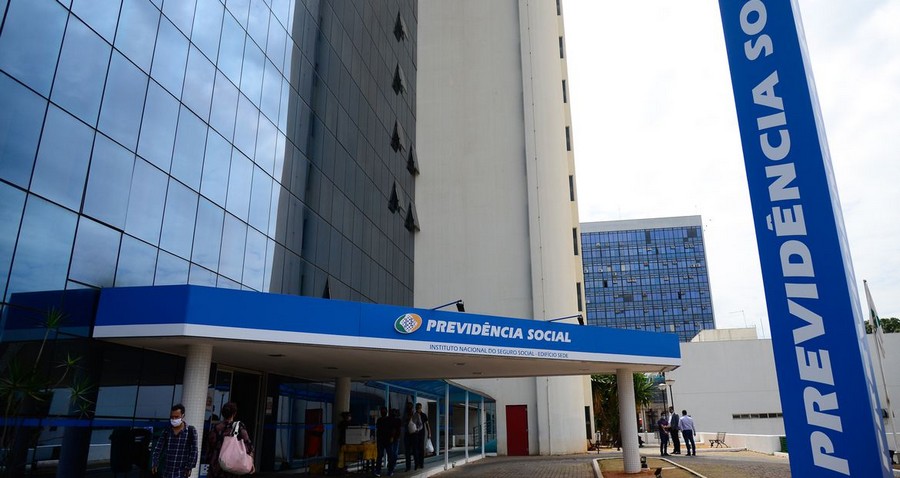 INSS: 95 mil beneficiários têm até sexta para agendar perícia médica