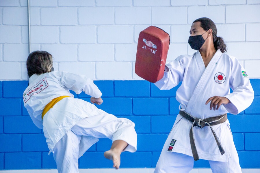 Carapicuíba reabre inscrições para aulas das escolinhas de esportes