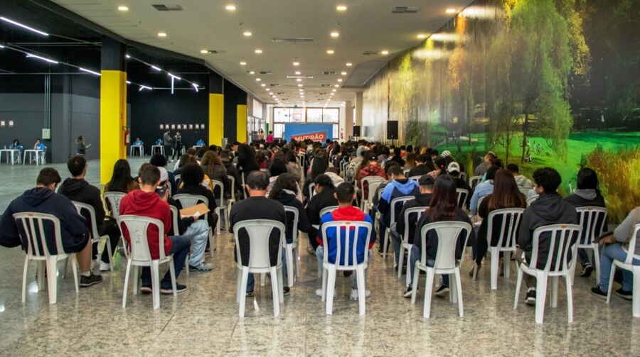 Prefeitura de Carapicuíba realiza Mutirão do Emprego com mais de 800 vagas