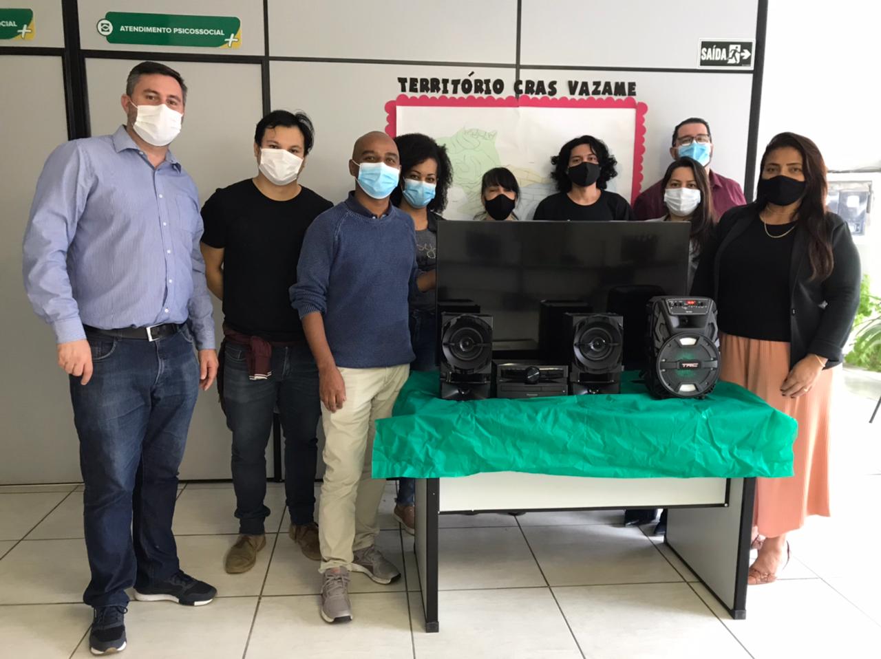 CRAS recebem equipamentos eletrônicos