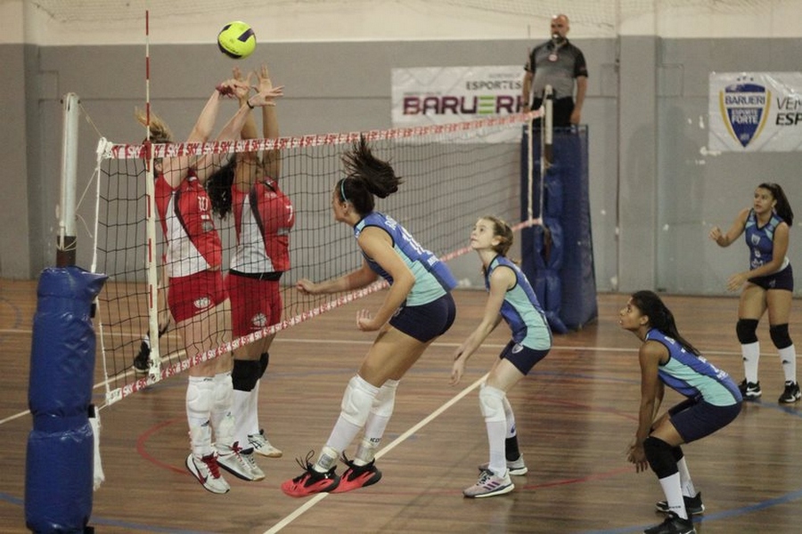 Barueri faz seletivas de vôlei feminino neste domingo, dia 12