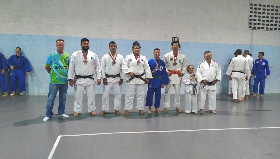 Prefeito Doutor Sato participa de treino e recepciona os medalhistas da Copa São Paulo de Judô