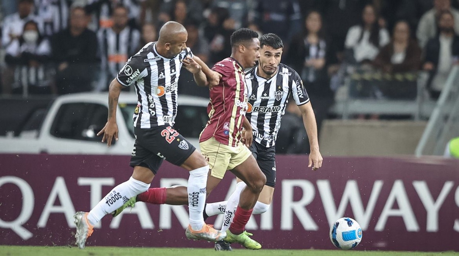 Atlético-MG perde em casa e vê cair invencibilidade na Libertadores