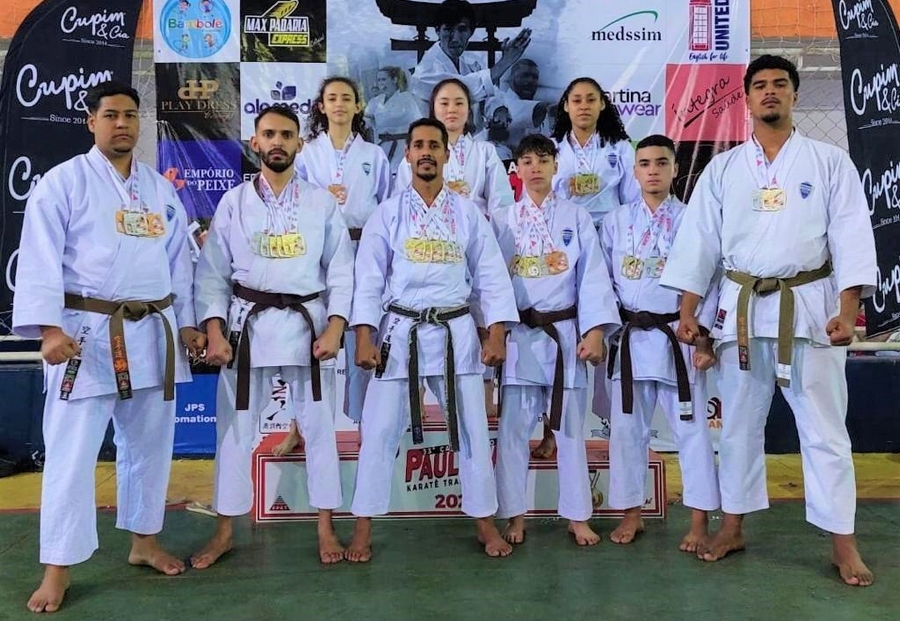 Barueri Esporte Forte conquista vários pódios no Campeonato Paulista de Karatê