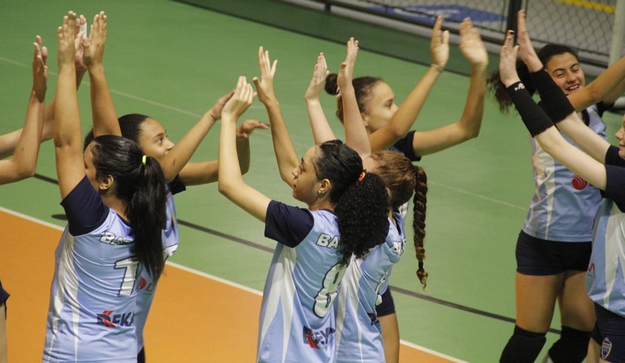 Barueri Esporte Forte Sub-14 derrota Bradesco e mantém 100% de aproveitamento