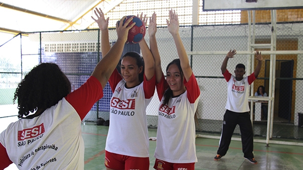 Prefeitura de Carapicuíba reabre inscrições para aulas das escolinhas de esportes