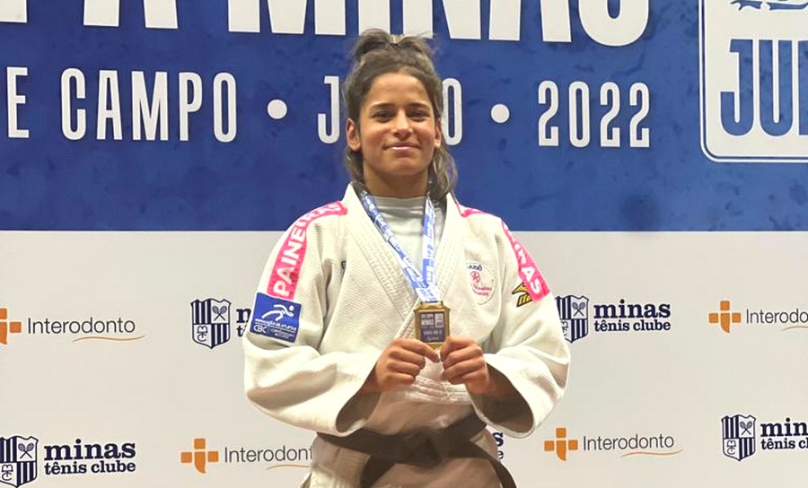 Judoca jandirense Julia Rodrigues é campeã da Copa Minas de Judô 2022 