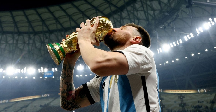 Argentina conquista o tricampeonato mundial e consagra Lionel Messi