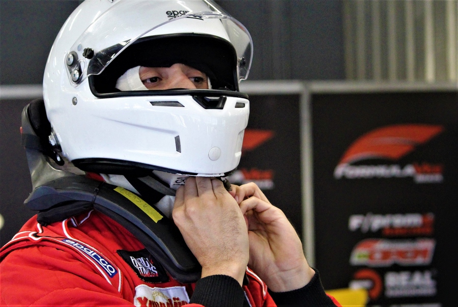 Piloto de Itapevi acelera para recuperar a liderança na Fórmula Vee