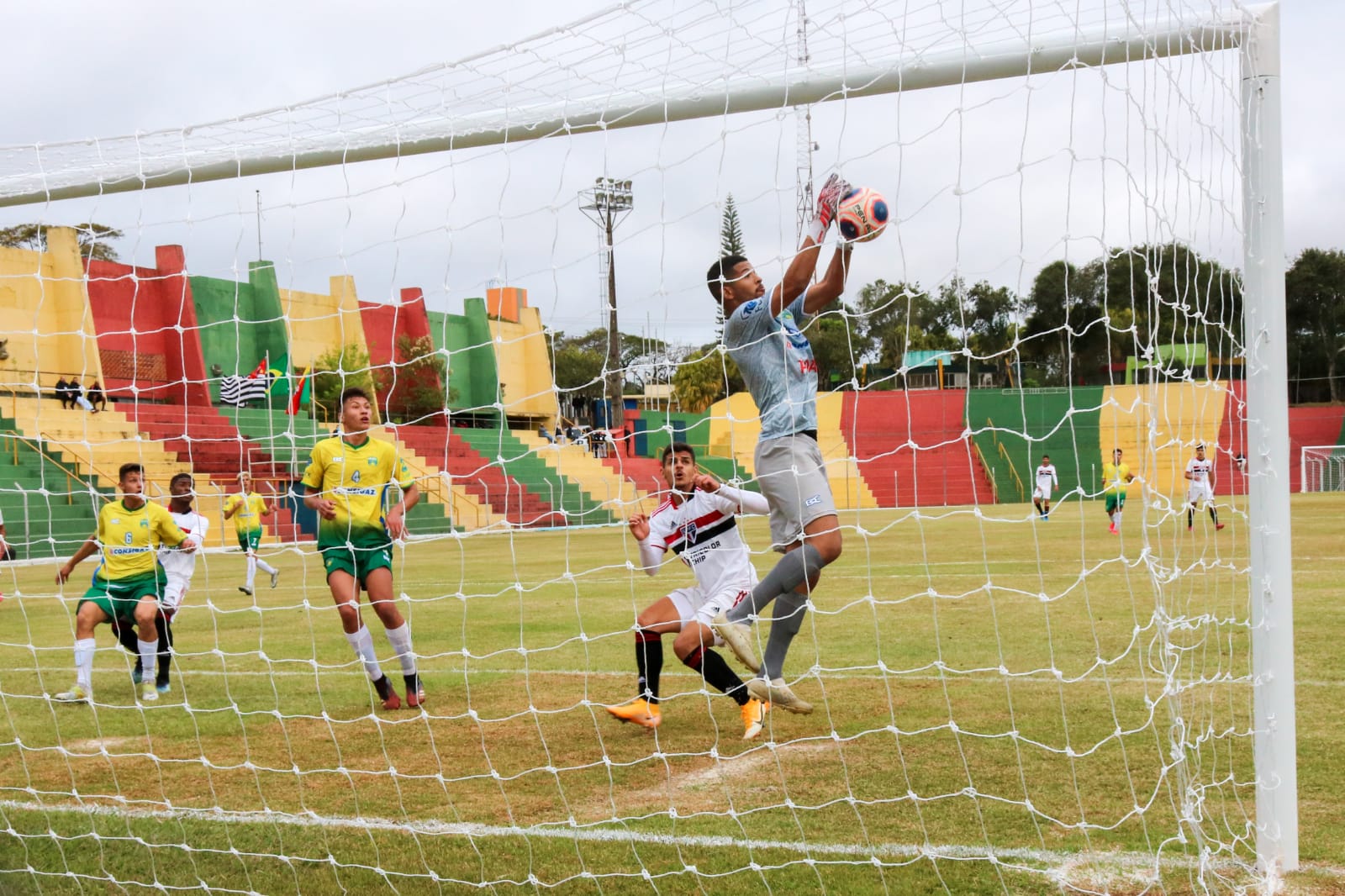 Estádio Hermínio Espósito sedia jogo do Campeonato Paulista Sub-20