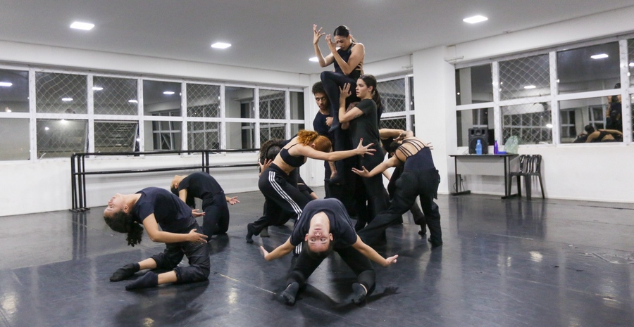 Bailarinos de Itapevi participam do maior festival de dança do mundo