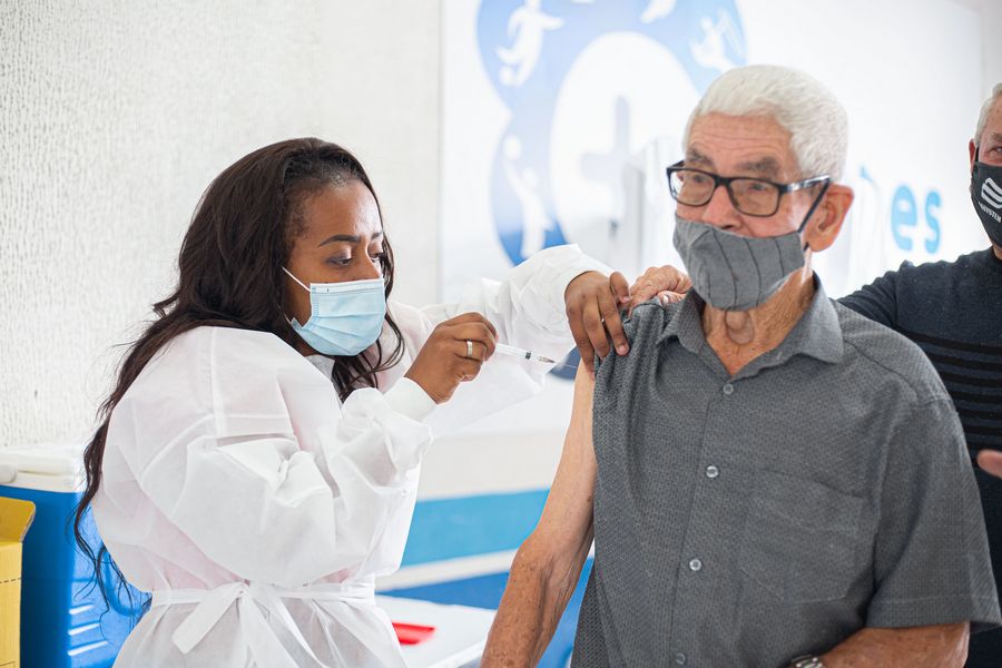 Itapevi libera 3ª dose da vacina para idosos com mais de 90 anos