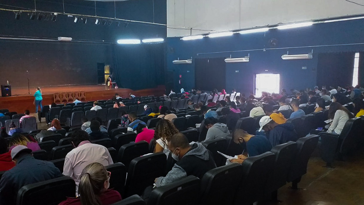 Casa do Trabalhador de Jandira promove processo para mais de 100 oportunidades de emprego