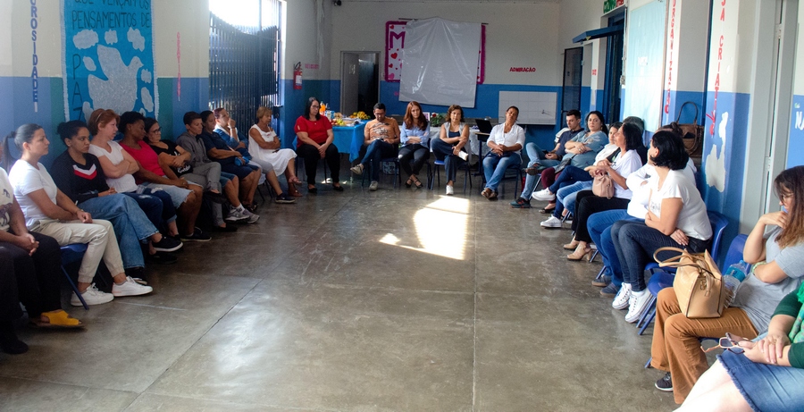 Secretaria de Educação de Jandira realiza acolhimento aos profissionais da EMEB Antônio Gonçalves