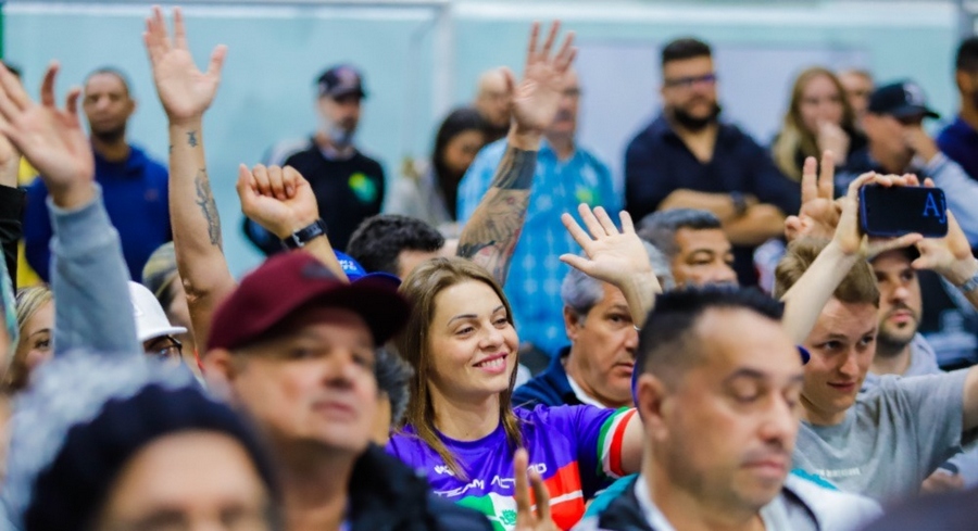 Rodoviária será mantida no bairro Bonfim, diz prefeito durante reunião com moradores