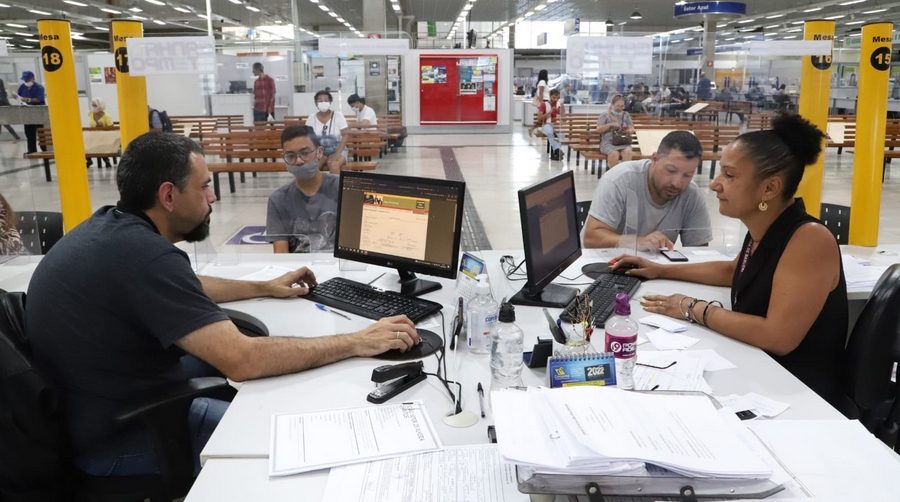 Casa do Trabalhador de Barueri tem 17 oportunidades formais 