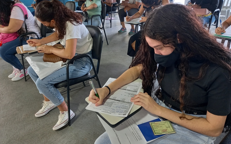 Casa do Trabalhador de Barueri faz seleção para operador de atendimento receptivo nesta segunda