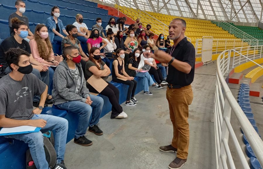 Processo seletivo para auxiliar de operações ocorre no dia 6 no Ginásio José Corrêa