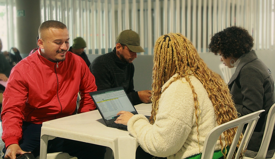 Casa do Trabalhador de Barueri seleciona para 200 vagas de auxiliares de produção 