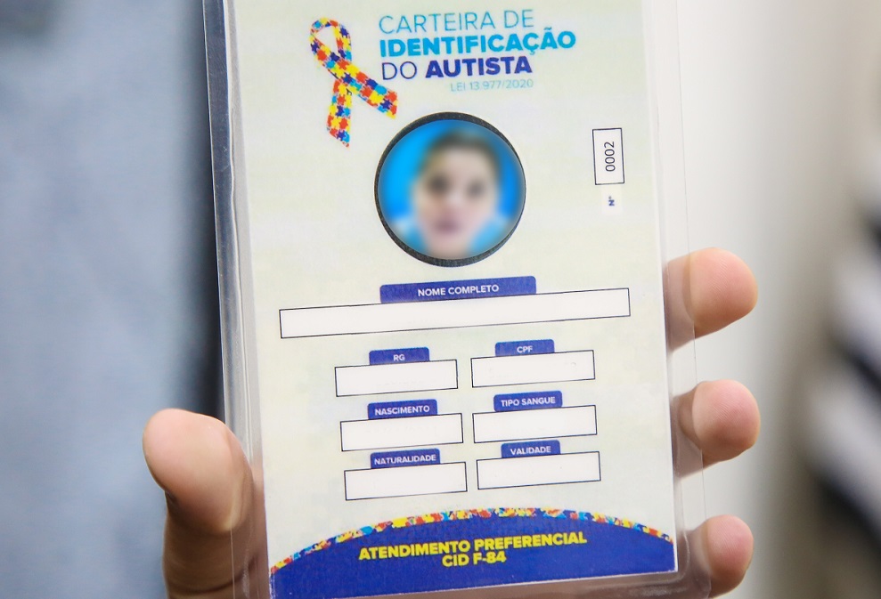 Osasco cria Carteira de Identificação da Pessoa com Transtorno de Espectro de Autista 