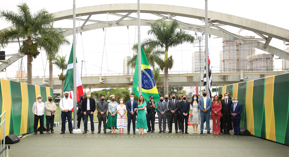 Osasco comemora 7 de Setembro com hasteamento das bandeiras