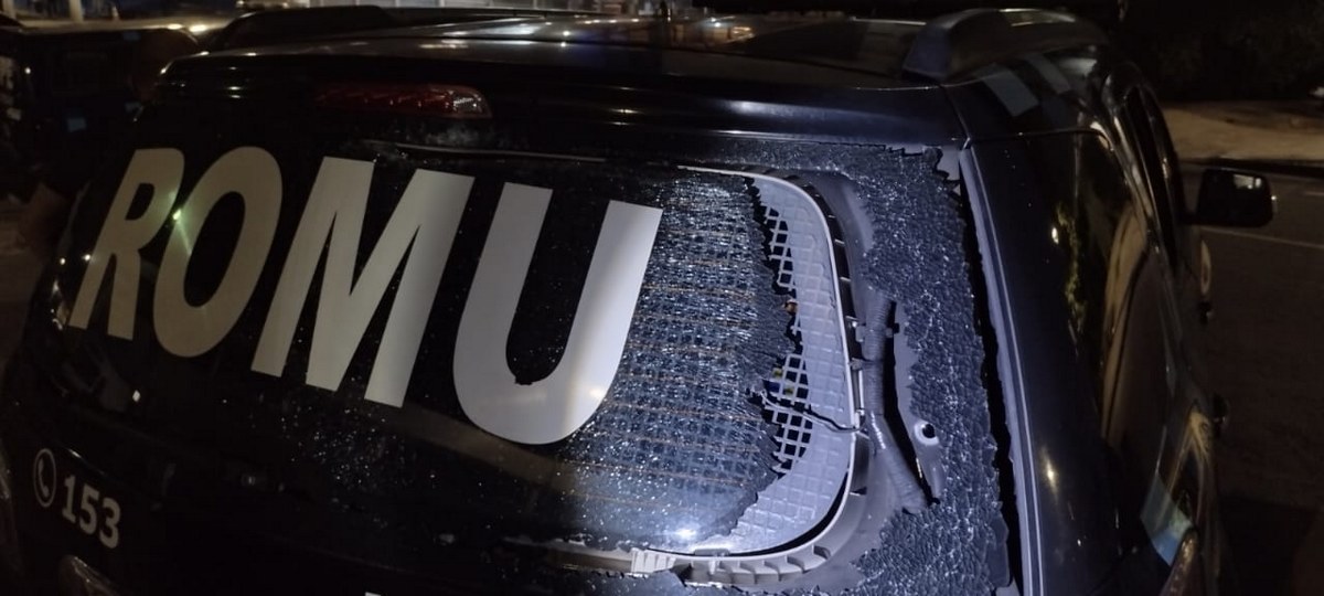 Viatura da ROMU é atacada em Osasco durante captura de homem procurado pela Justiça 