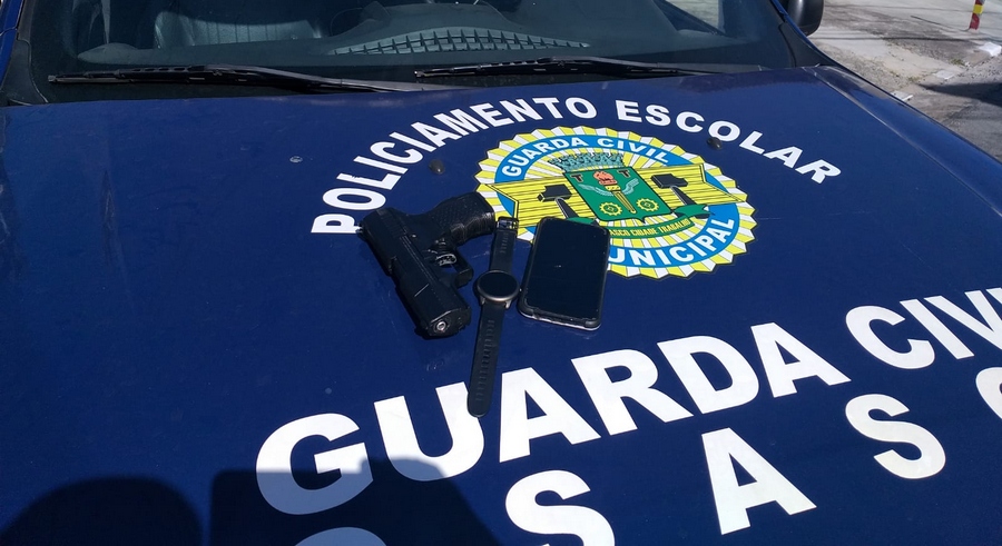 Após assalto populares seguram o bandido até a chegada da GCM de Osasco