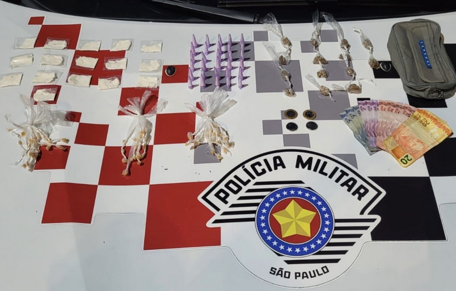 Polícia Militar prende indivíduo por tráfico de drogas em Cotia