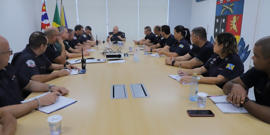 Primeira turma da Guarda de Barueri faz 28 anos e agentes destacam a evolução da corporação