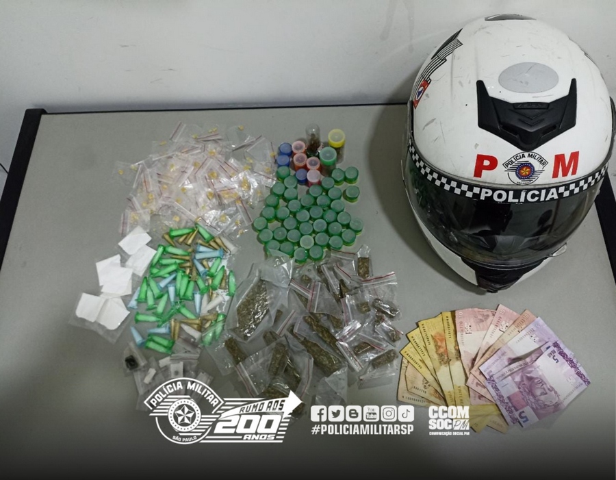 Adolescente é apreendido pela com mais de 200 porções de drogas em Carapicuíba