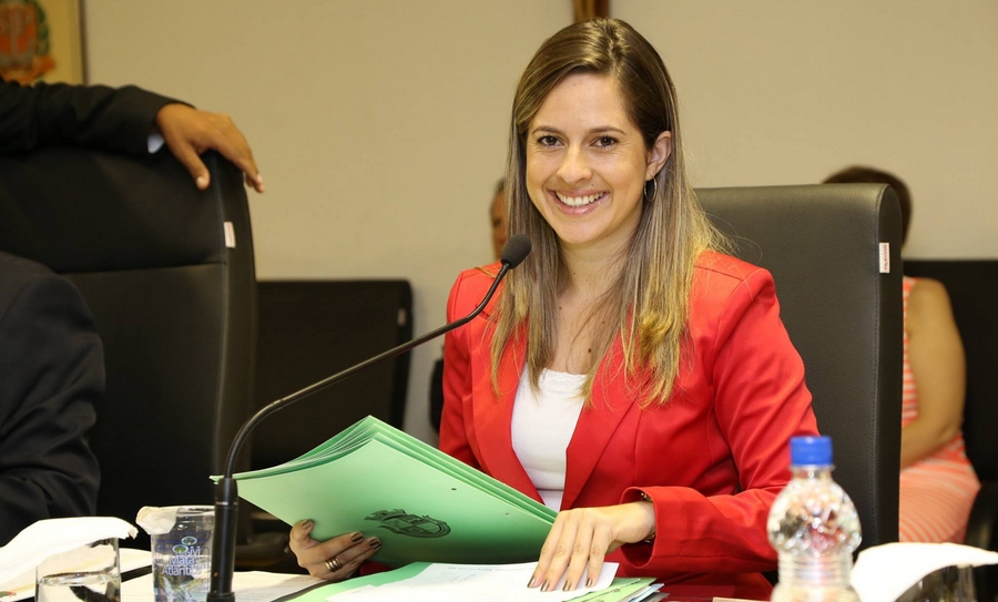 Itapevi: Camila Godoi inaugura escritório político no Cardoso e quer Escola do Futuro no Rosemary 
