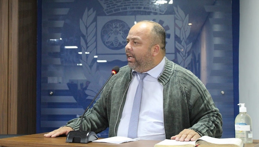 Vereador Fábio Betera cobra contratação emergencial de clínico geral em Jandira