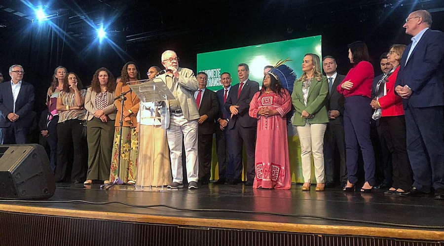 Lula anuncia últimos 16 ministros do novo governo