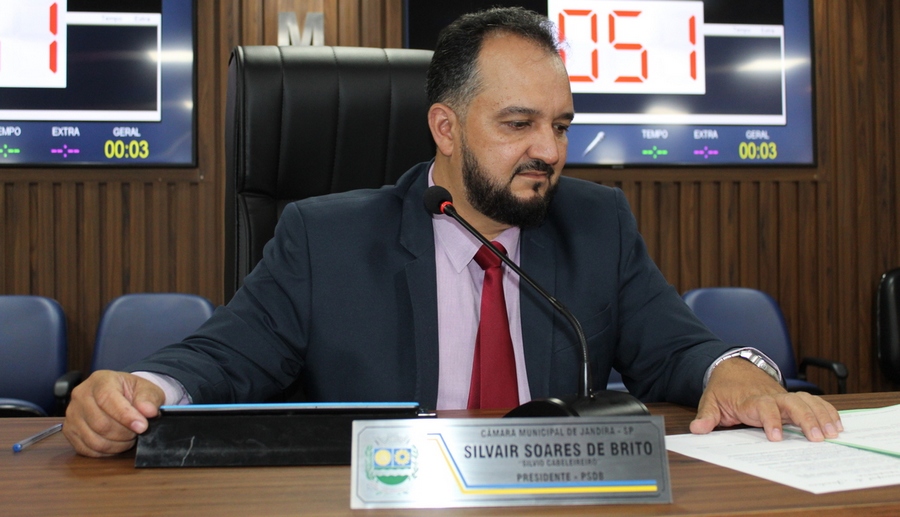 Presidente Silvio Cabeleireiro requisita reforma de duas escolas municipais no Centro de Jandira