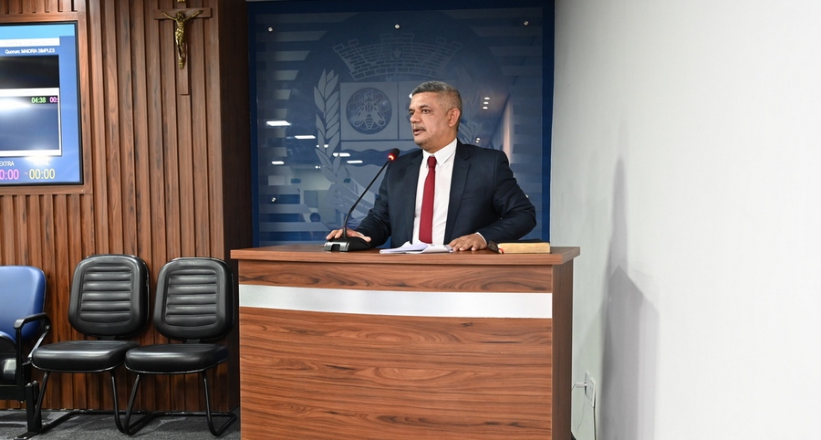 Vereador Véinho cobra informações da Secretaria de Finanças e da Controladoria Municipal