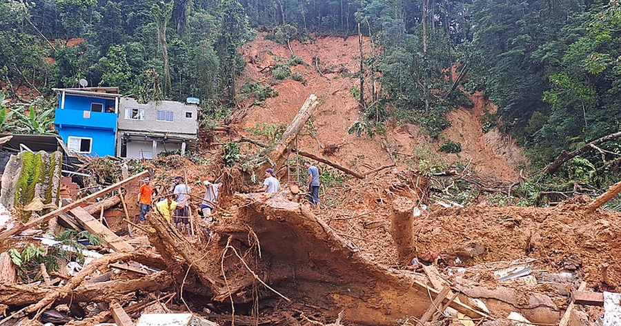 SOS Litoral Norte: comerciante de Jandira promove ponto de arrecadação para vítimas afetadas pelas chuvas