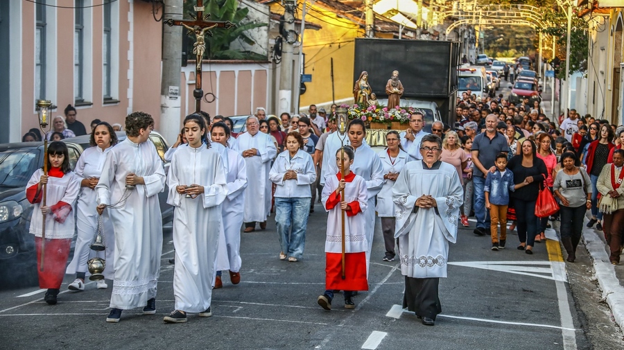 Tradicional Festa da Padroeira Santa Ana acontece de 23 a 26 de julho