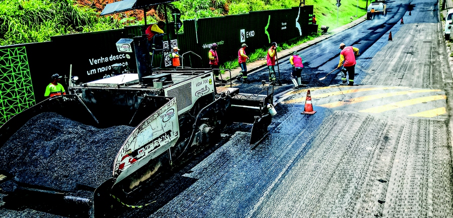 Alphaville e Jardim São Luís recebem obras de pavimentação em importantes vias