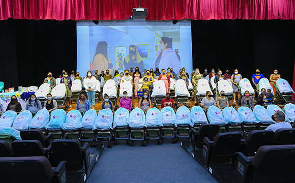 Fundo Social realiza entrega de mais 120 kits de enxoval para bebê